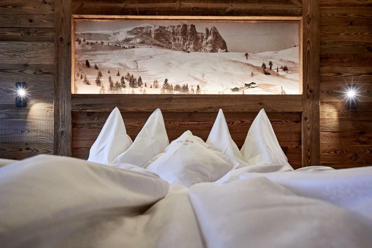 Hotel Garni Savoy Castelrotto Eksteriør bilde